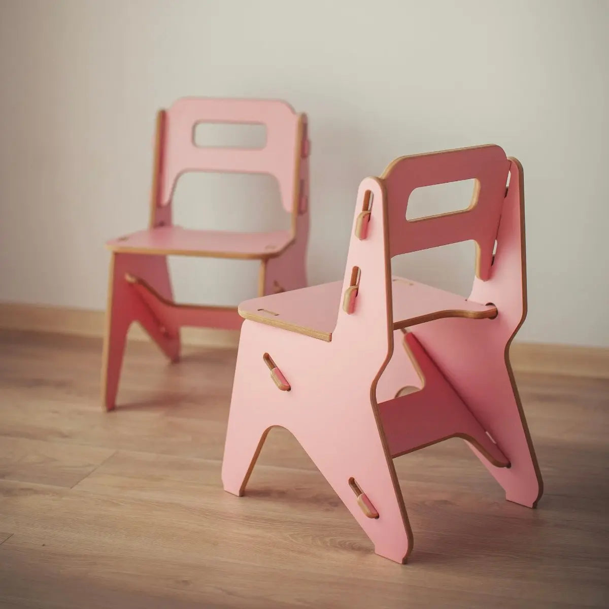 NANDO Childrens Preschool Chair, pistachio flamingo pink.